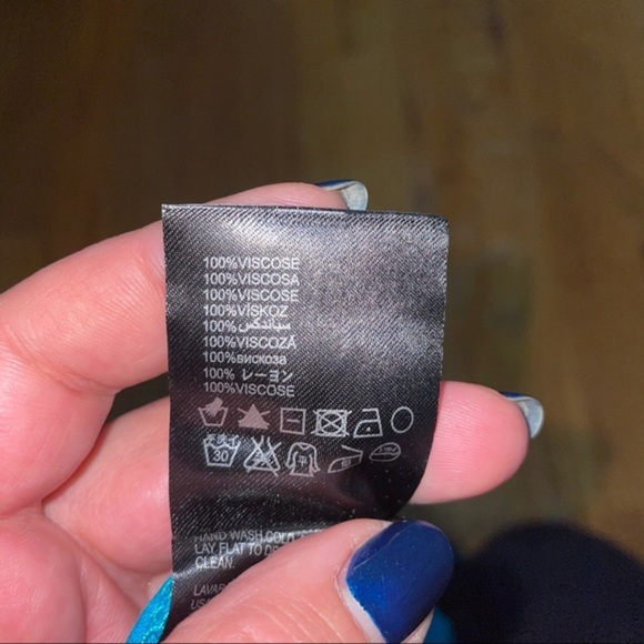 NWT bebe tunic tank - Picture 3 of 7